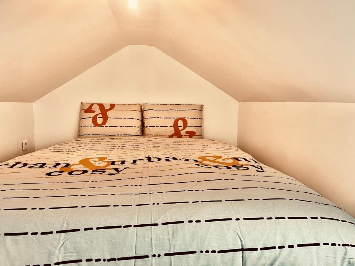 Studios Au Quartier Pavillonnaire Rue D Ambert Orleans Ngoại thất bức ảnh